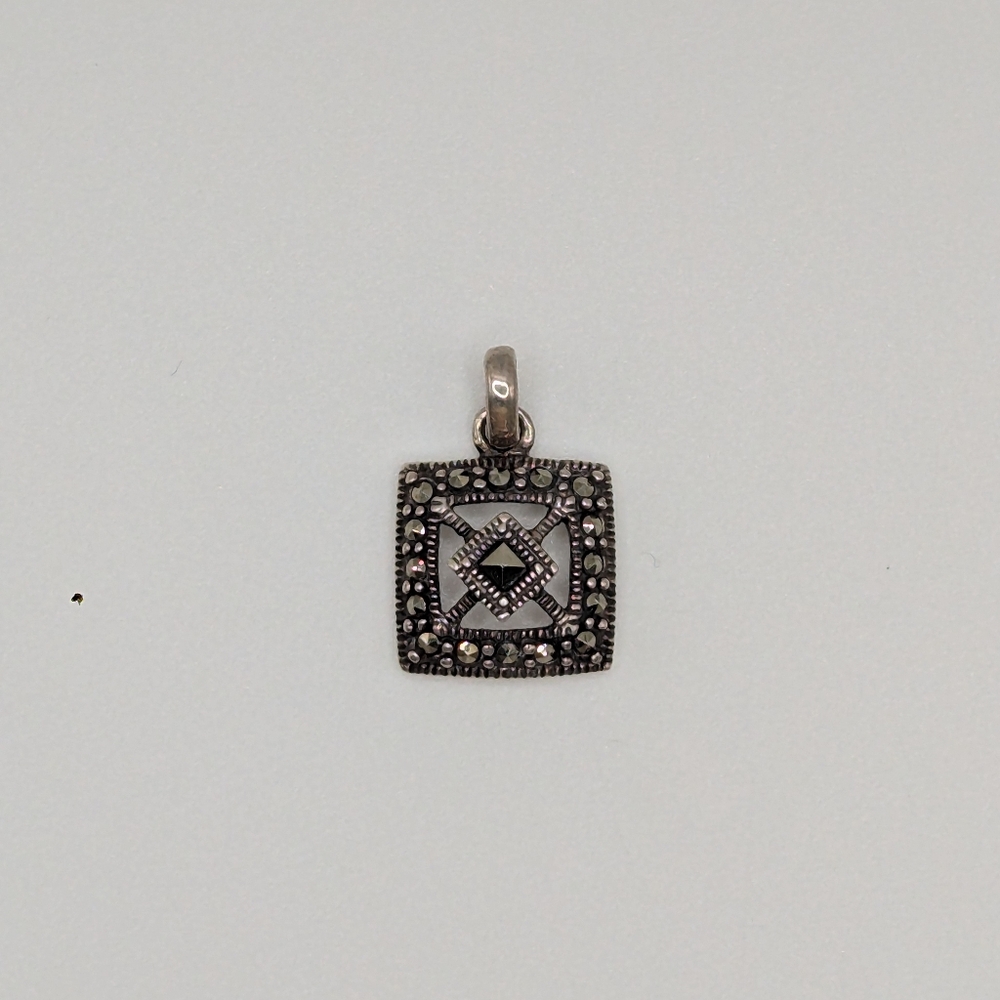 Vintage early 20th century silver pendant - Picture 2 of 7
